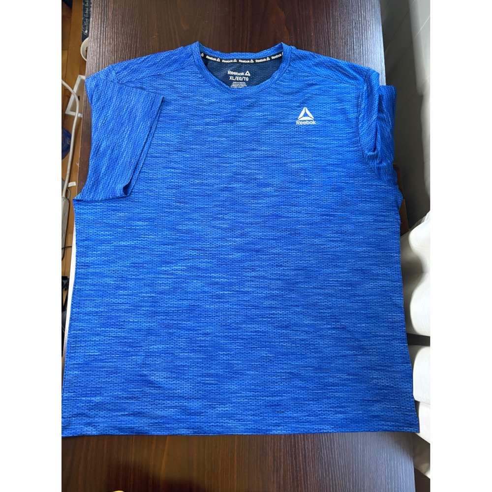 Reebok Men's XL Blue Athletic Performance T-Shirt Breathable Workout Gym Tee